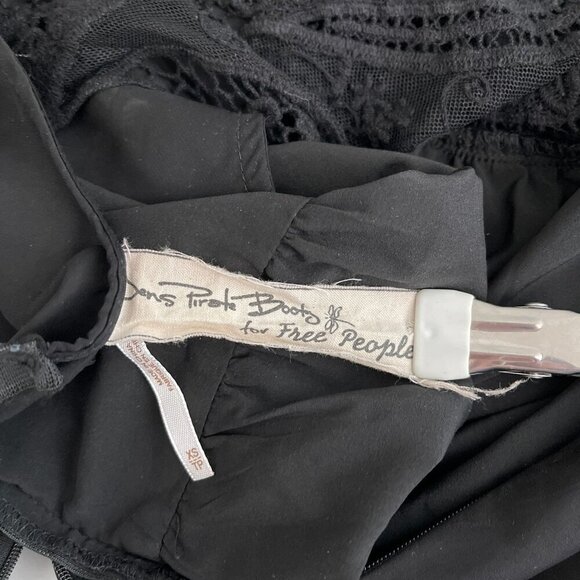 Jen's Pirate Booty for Free People Black Crochet Lace Romper Playsuit Women XS - Picture 8 of 15